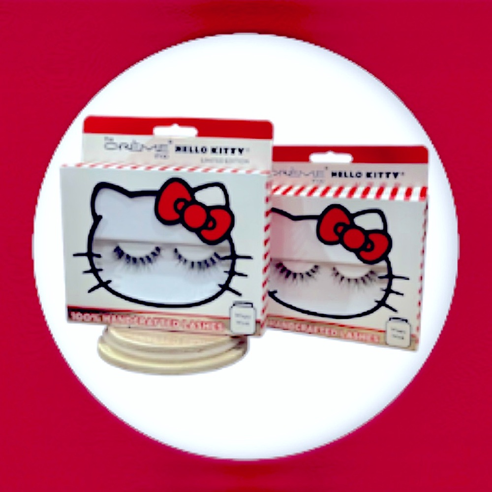 Hello Kitty- Limited Edition 100% Handcrafted Lashes - Wispy Wink